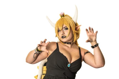 @pomga cosplay-Bowsette-Mario-Nintendo